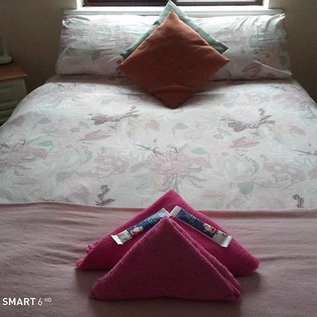 Edwards Cosy B&B Голуэй Экстерьер фото