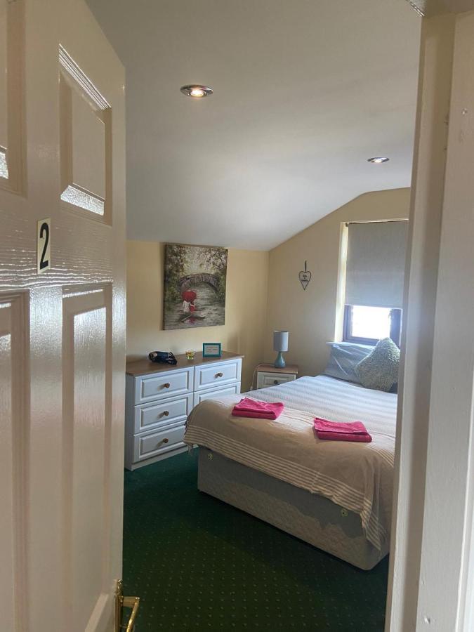 Edwards Cosy B&B Голуэй Экстерьер фото