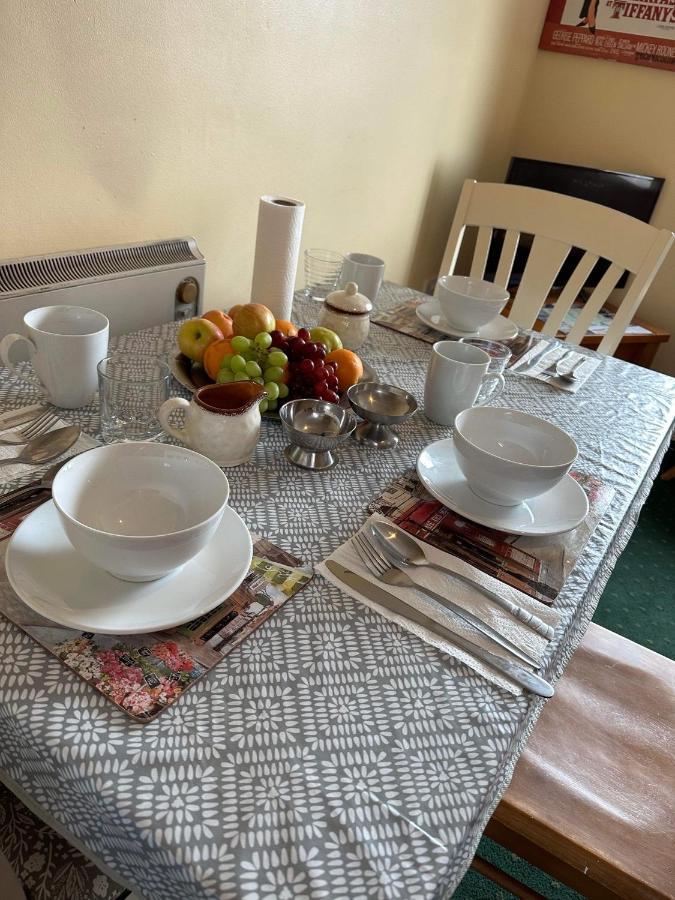 Edwards Cosy B&B Голуэй Экстерьер фото