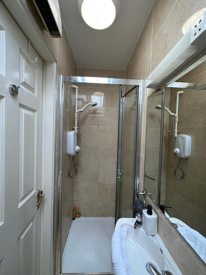 Edwards Cosy B&B Голуэй Экстерьер фото