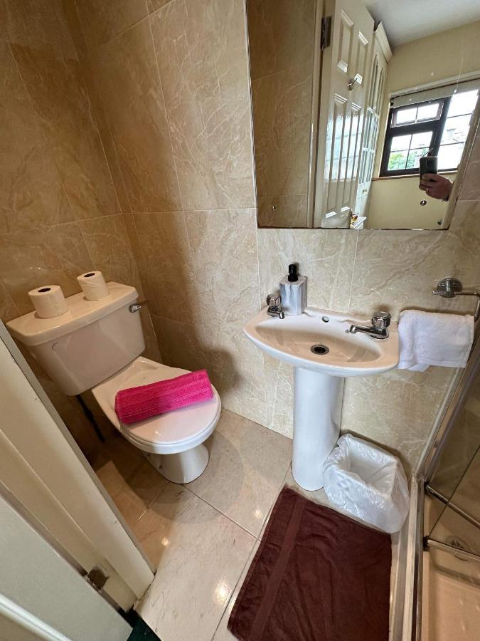Edwards Cosy B&B Голуэй Экстерьер фото