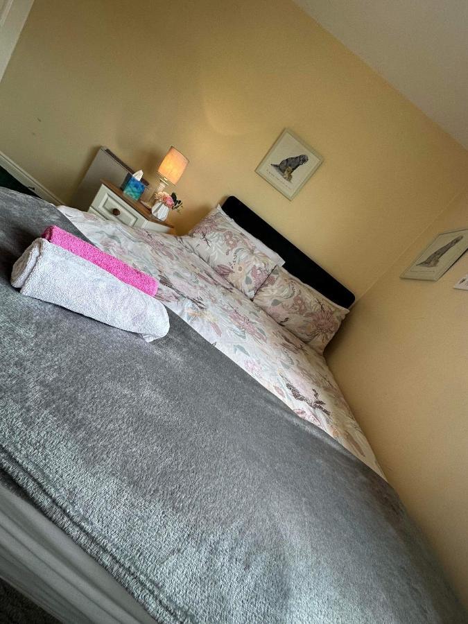 Edwards Cosy B&B Голуэй Экстерьер фото